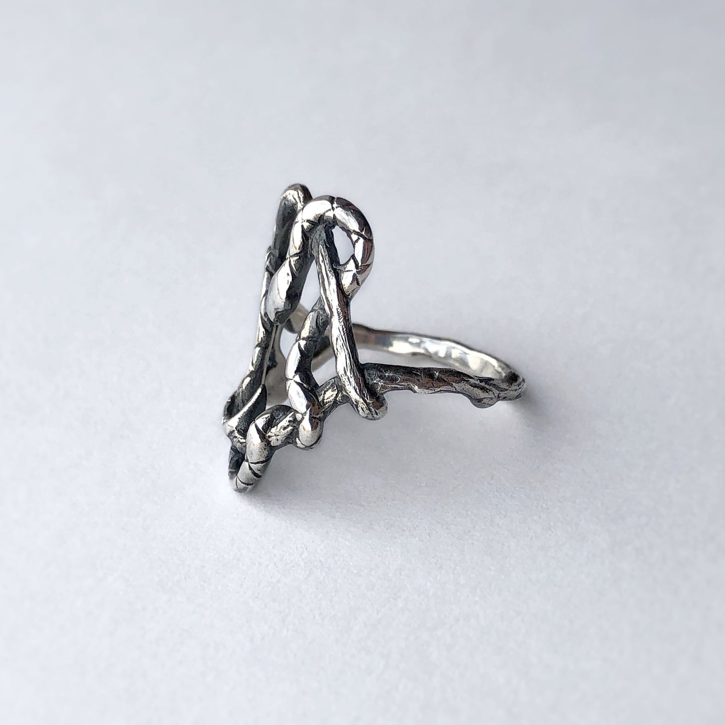 Wandering Serpent Ring