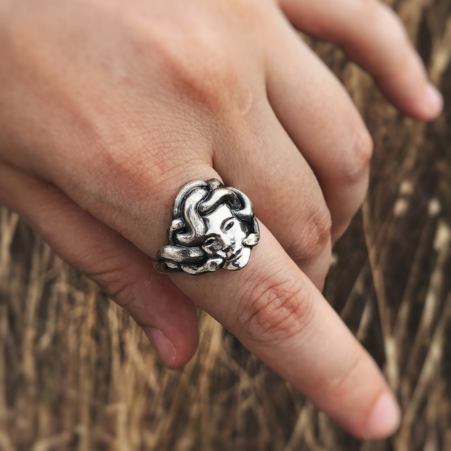 Medusa Ring