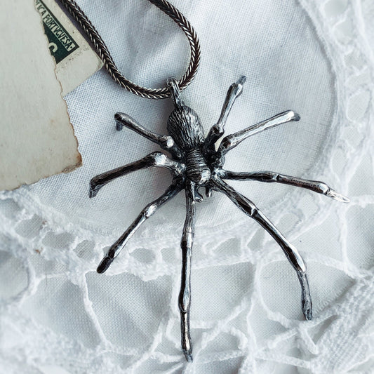 Silent Weaver Talisman